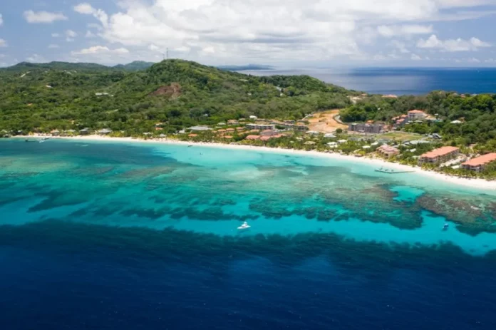 roatan safety for travelers