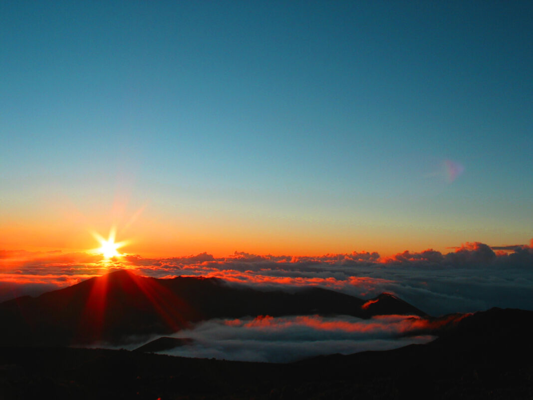 December 2022 — Sun in Maui